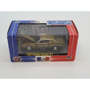 M2 - 1971 Dodge Charger RT - Die Cast 2010 1:64